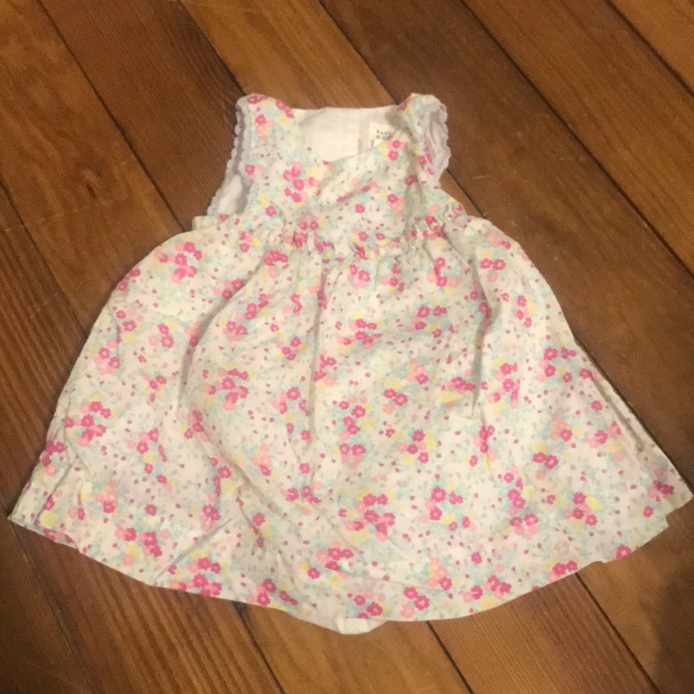 Baby Gap Floral print dress size 3-6 mos